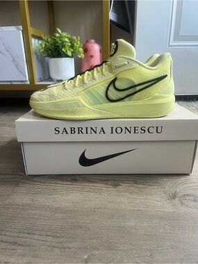 Nike Sabrina 1 Women's Exclamat!on FQ3381-303 Size 11.5